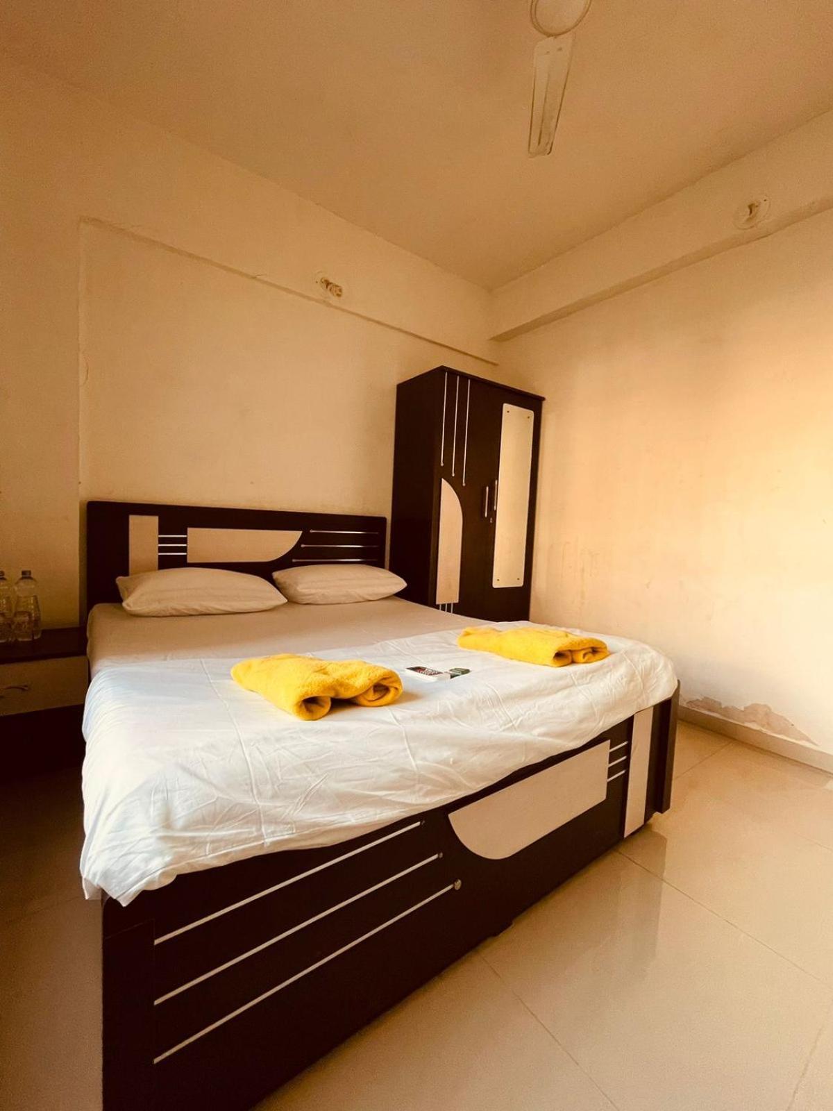 Namaste Nirvana Appartments Daman Exterior photo